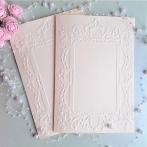 Велика заготовка для листівки, колір айворі, фактура льон, тиснення, 21*14,5 см, 220 гр/м2, 1 шт.